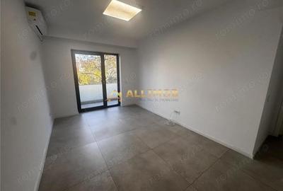 Spațiu comercial, de 140 mp, în Ultracentral - 8