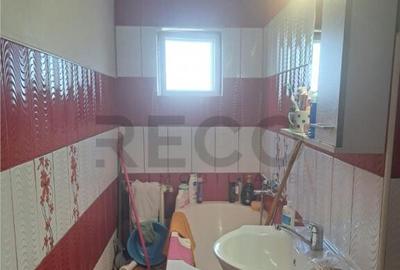RECO Apartament cu doua camere in Nufarul - 5