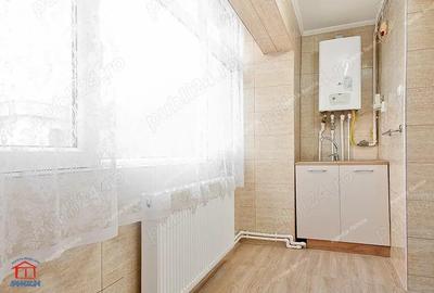 Apartament spa?ios, renovat, 2 camere decomandate IC Frimu, etaj 4 4 - 1