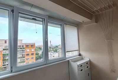 Apartament cu 4 camere decomandat în Micro 20 - 3