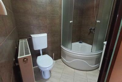 Apartament cu 2 camere, mobilat în Ștrand - 3