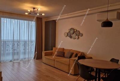 Apartament cu 3 camere decomandat, mobilat în Take Ionescu