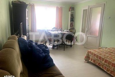 Casă cu 3 camere cu Canalizare în Gușterița - 2