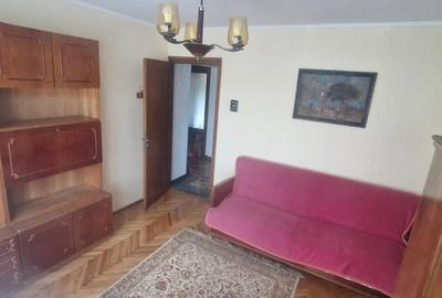 Apartament cu 3 camere decomandat în Est - 1