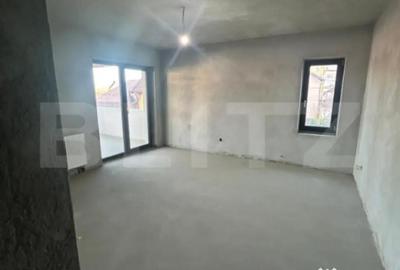 Casă cu 7 camere cu Teren 600 Mp în Micro 6 - 4