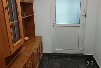 Casă cu Teren 1000 Mp în Stejaru - 3