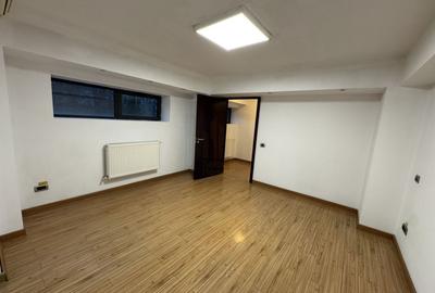 Spatiu de Birouri 130mp de Inchiriat in zona *Unirii* - 16