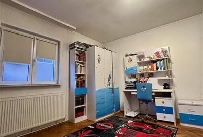 Casa foarte spatioasa D+P+2E amplasare excelenta, str. N. Iorga aproape de Bd. M - 19