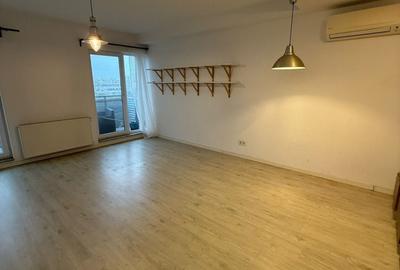 Vanzare apartament 2 camere Basarabia Hercesa - 1