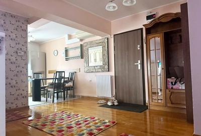 Apartament cu 2 camere decomandat, mobilat în City Park Mall - 9