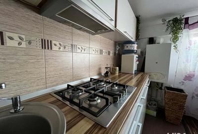 Apartament 3 camere, proprietar, comision 0%, zona foarte buna, mobilat si utilat Apartament 3 camere, proprietar, comision 0%, zona foarte buna, mobilat si utilat - 3