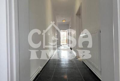 Casă cu 6 camere cu Teren 1100 Mp în Central - 18