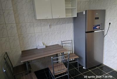 Apartament cu 2 camere semidecomandat, mobilat în Bucur Obor
