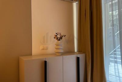 Apartament cu 3 camere semidecomandat în Lacul Tei - 6