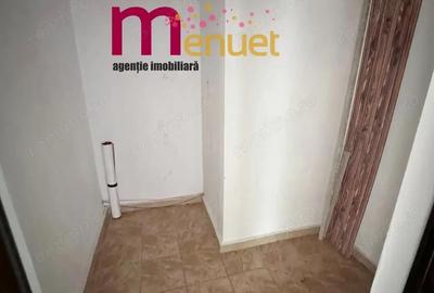Spațiu comercial, de 50 mp, în Central - 3