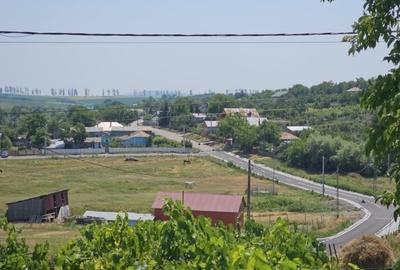 Casă individuală cu 3 camere în Central - 1