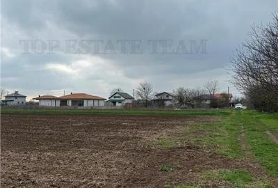 Teren Intravilan 2000 mp - Locatie Ideala pentru Casa Visurilor Tale!