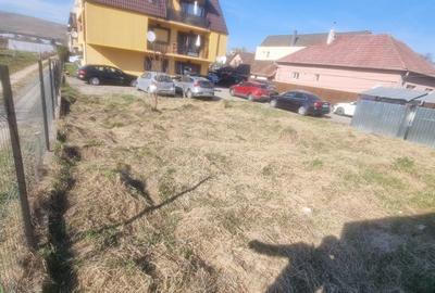 Teren de 432 mp, în Florești - 2