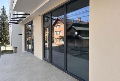 Spațiu comercial, de 110 mp, în Ultracentral - 4