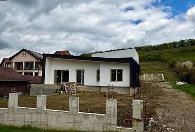Casă cu 3 camere cu Teren 400 Mp în Corunca - 4