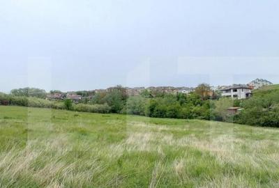 Teren de 1075 mp, în Central - 6