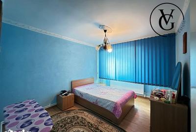 Apartament cu 4 camere decomandat în Central - 4