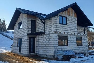 Casă individuală cu 5 camere cu Canalizare în Panaci - 4