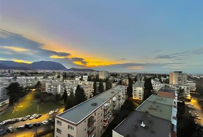 Apartament Renovat cu 2 Camere si Parcare in Astra - 2