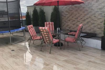 Apartament cu 3 camere decomandat în Găvana - 2