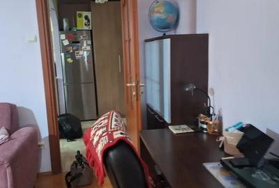 Apartament cu 2 camere semidecomandat în Alexandru Obregia