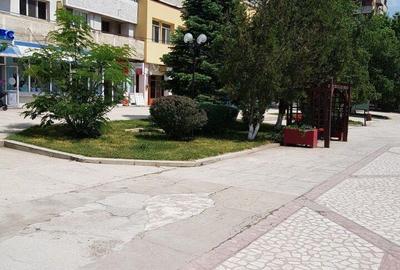 Spațiu comercial, de 83 mp, în Libertății - 1