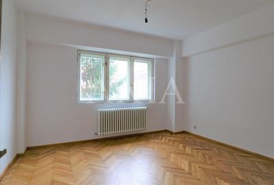 Birou, de 115 mp, în Romană - 2