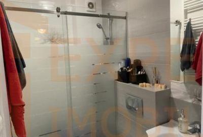 Casă cu 4 camere cu Teren 146 Mp în Palazu Mare - 2