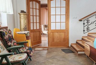 Casă cu 6 camere cu Teren 1500 Mp în Feldioara - 3