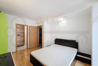 2 camere, dressing, balcon, garaj subteran, Zorilor, zona Golden Tulip