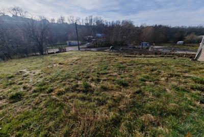 Teren Construcții intravilan de 843 mp, în Măgura - 4