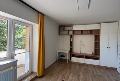 Apartament cu 4 camere decomandat în Zorilor - 1