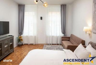 Casă cu 6 camere cu Canalizare în Centrul Istoric - 4