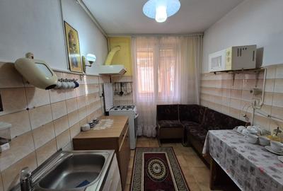 Apartament 3 camere, Trivale - 2 bai, 2 balcoane, lift nou, loc parcare inclus - 4