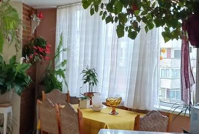 Vand apartament,2 camere,complet mobilat,ultraceral,in unul din cele mai frumoase blocuri din Deva - 3