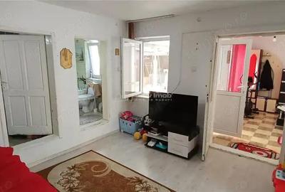 MOLDOVA NOUA, zona centrala, Casa 4 camere, 2 bai si garaj - 7