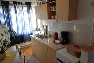 De inchiriat apartament 2 camere, Tg. Mures, 7 Noiembrie (UMF)