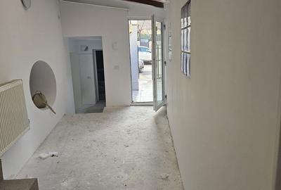 Casă cu 5 camere cu Teren 163 Mp în Coiciu - 14