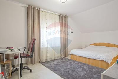 Casă cu 7 camere cu Teren 650 Mp în Bod - 25