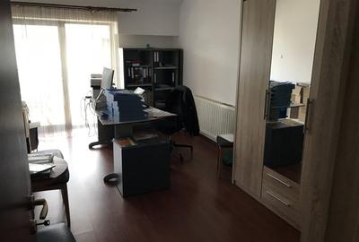 Apartament cu  2 camere, 90 m2, ultracentral cu teras&#259;  si parcare - 5