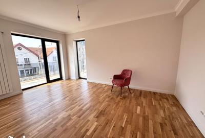 Apartament cu 3 camere în Tei - 4