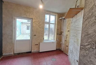 Spațiu comercial, de 53.380001068115 mp, în Drumul Sării - 9