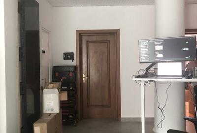 Spațiu comercial, de 90 mp, în Centrul Civic - 1
