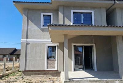 Casă cu 4 camere cu Teren 300 Mp în Moșnița Nouă - 5