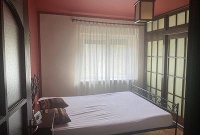 Apartament cu 2 camere decomandat în Piața Centrală - 3